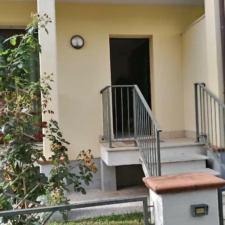 La Casa Della Dinetta Сasa de vacaciones *